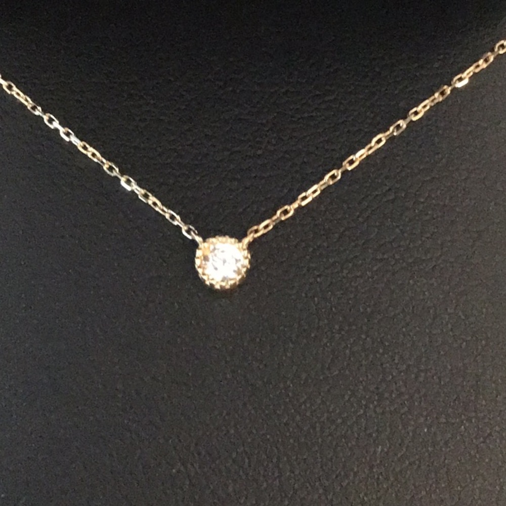 Dainty 14K Gold CZ Pendant EUC - Picture 4 of 8